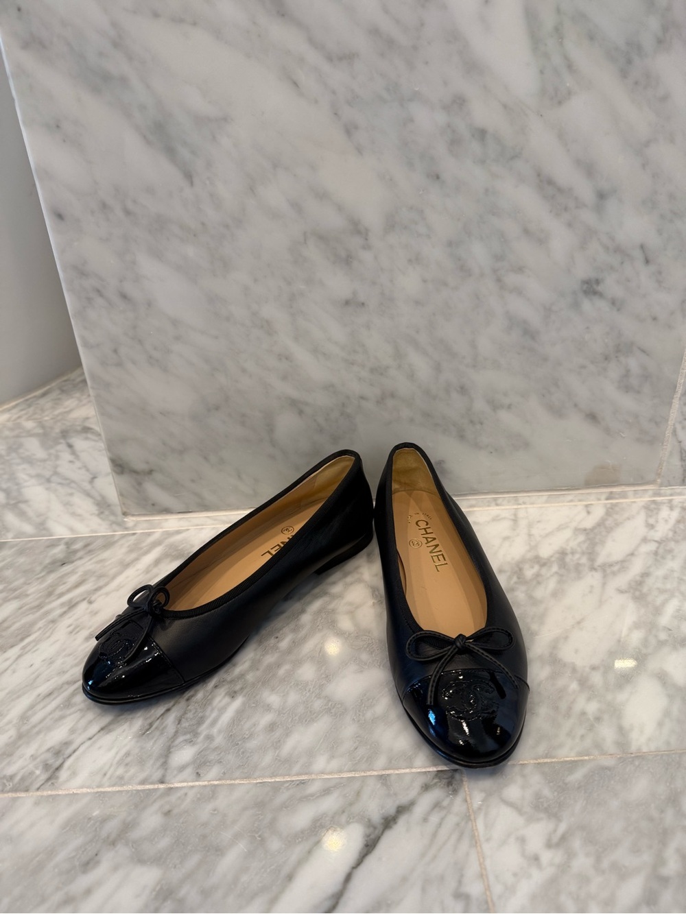 CHANEL Black Patent Leather Ballet Flats Size 36.5